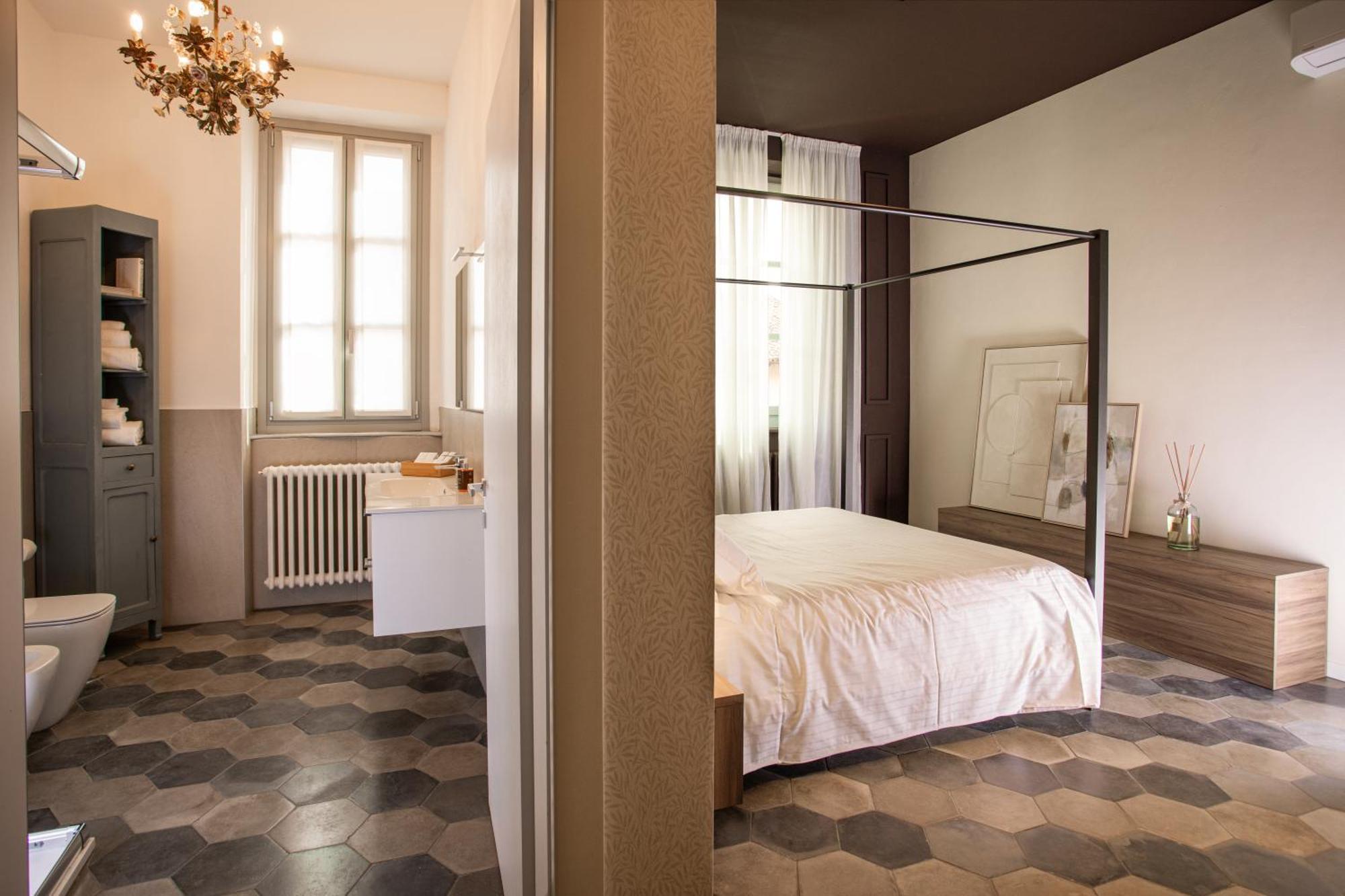 Palazzo Ratti Boutique Rooms เกราสโก ภายนอก รูปภาพ